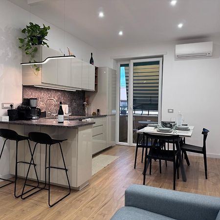 Dima Home Cute Flat In Рим Екстериор снимка