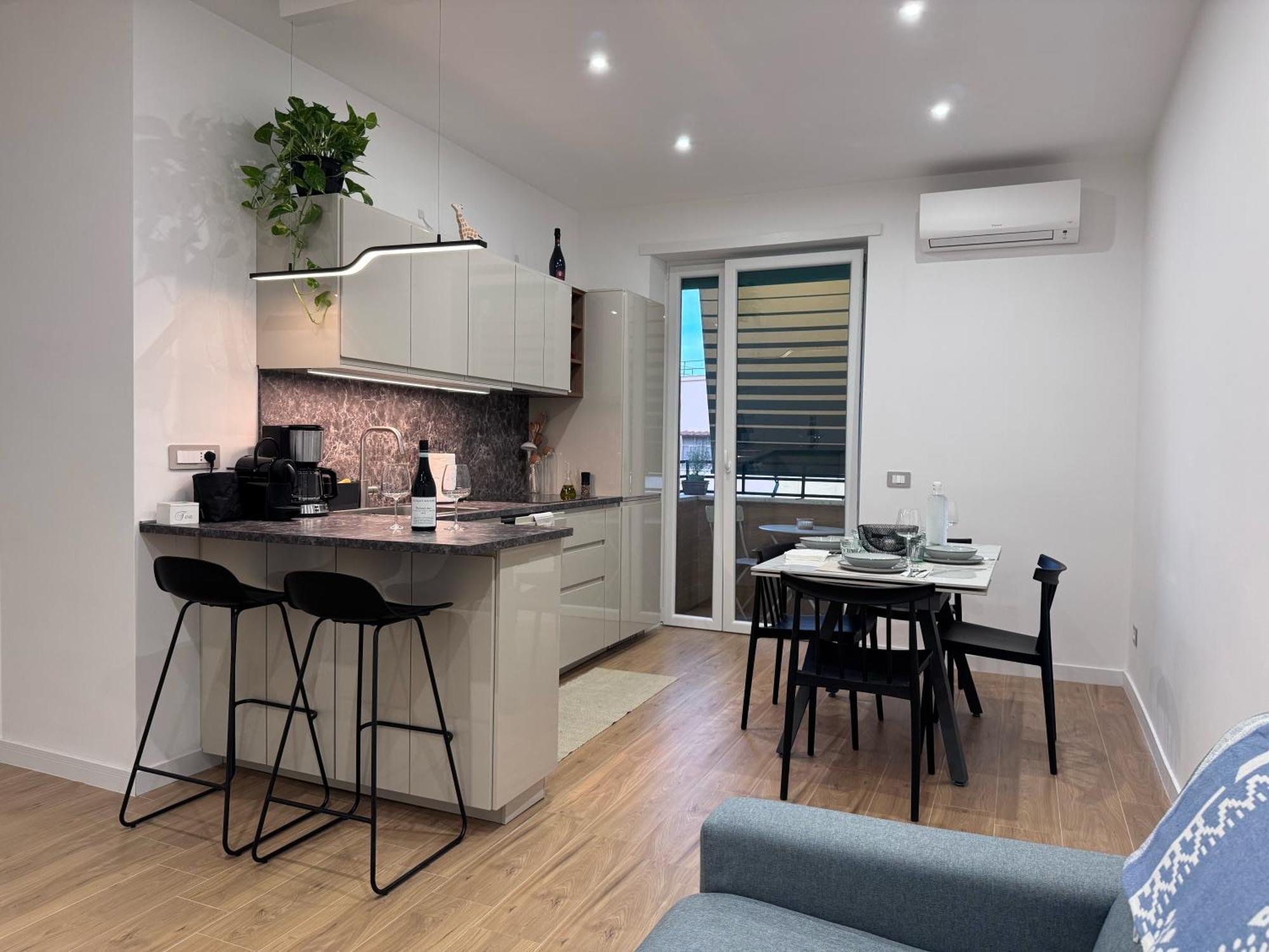 Dima Home Cute Flat In Рим Екстериор снимка