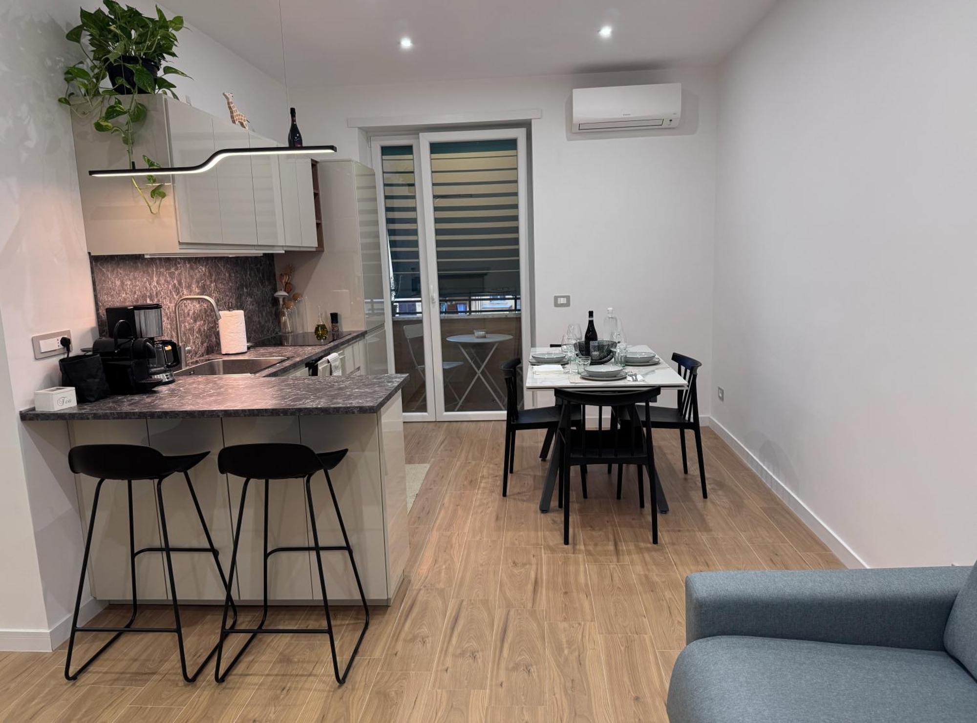 Dima Home Cute Flat In Рим Екстериор снимка