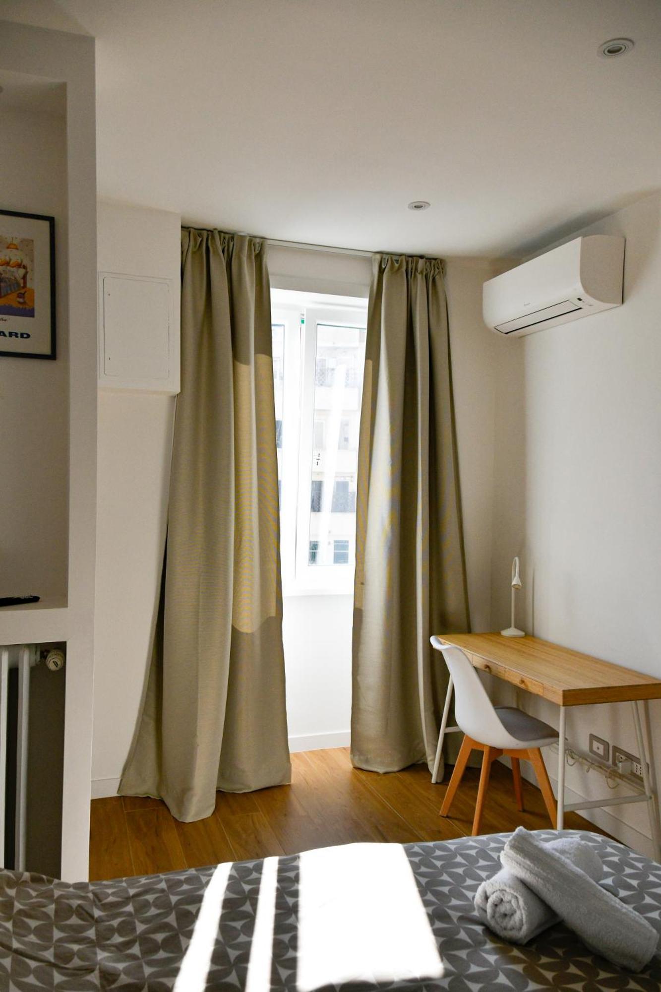 Dima Home Cute Flat In Рим Екстериор снимка